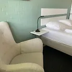 Motel Rovli 2*
